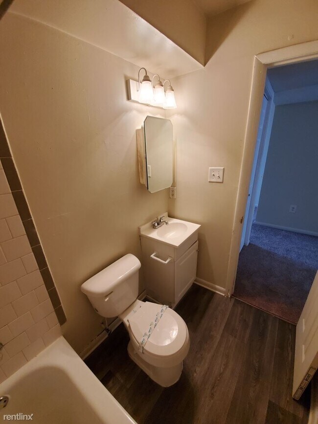 Building Photo - 2 br, 1 bath  - 1822 Williamsburg Rd