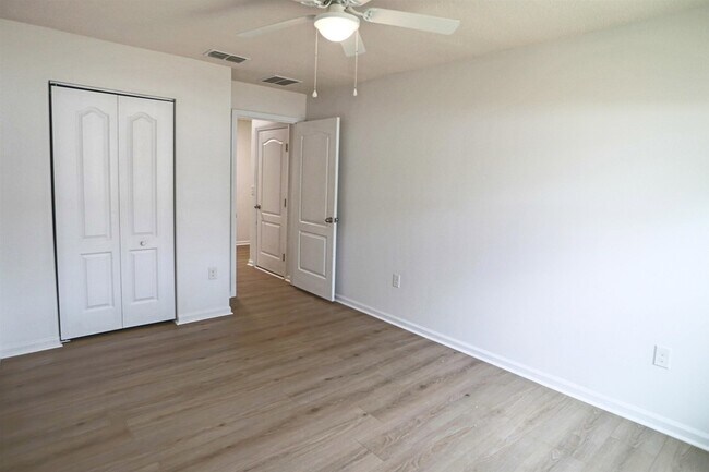 Building Photo - 56 Green Palm Ct
