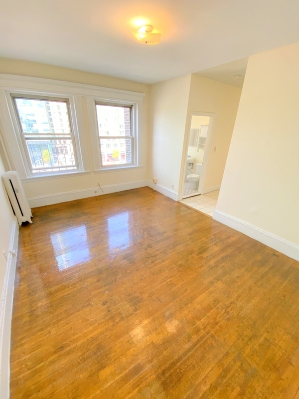 133 Peterborough St 133 Peterborough St Boston MA 02215 Apartment