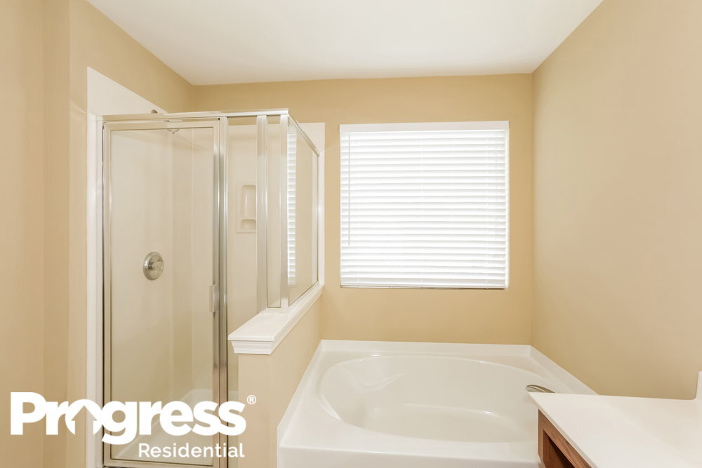 Building Photo - 6329 Highland Commons Dr