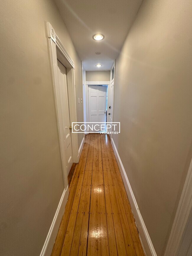 Building Photo - 66A Calumet St. Unit 2GC