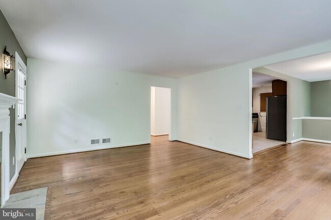 Building Photo - 5225 Old Dominion Dr