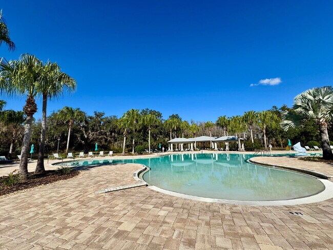 Building Photo - K-Bar range gated 3-Bed Single Family House newly renovated with Fenced back yard