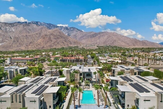 Building Photo - 112 The Riv