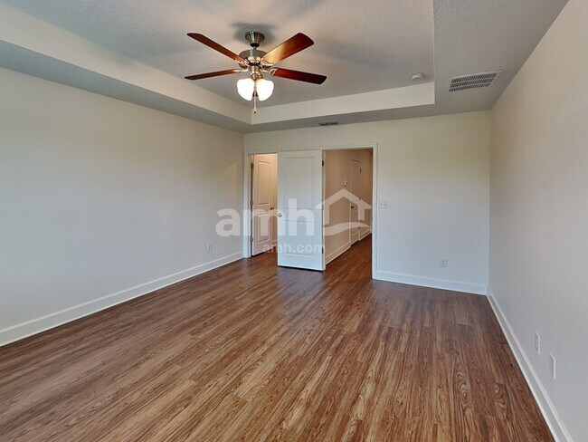 Building Photo - 8505 Highfield Ave
