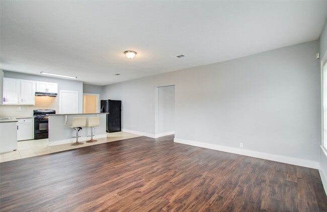 Building Photo - 3824 Topping St