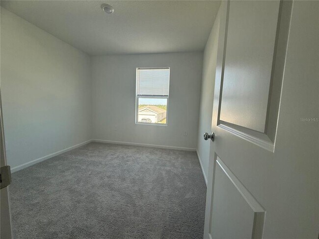 Building Photo - 1926 Sarah St