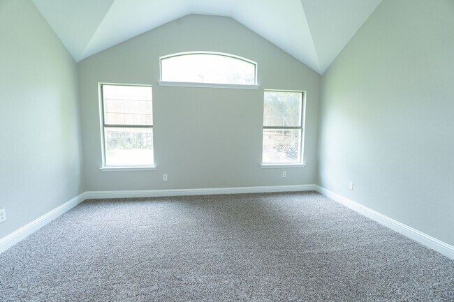 Building Photo - 3105 Whispering Pine Blvd