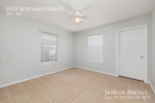 Building Photo - 3609 Northwestern St
