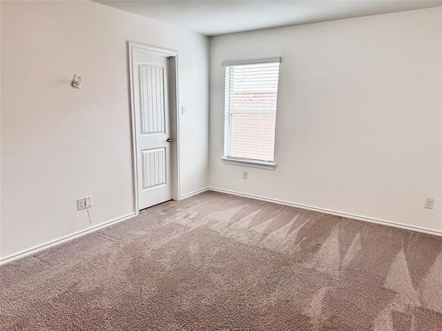 Building Photo - 2924 Rosemount Ln