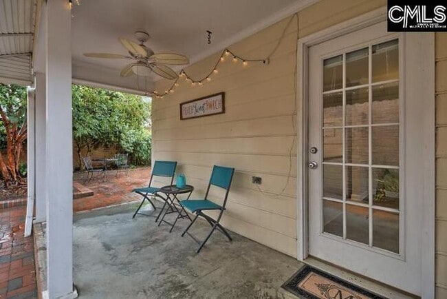 Building Photo - Cute Patio Home