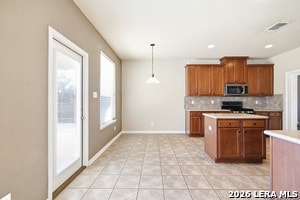 Building Photo - 1914 Lake Peipsi