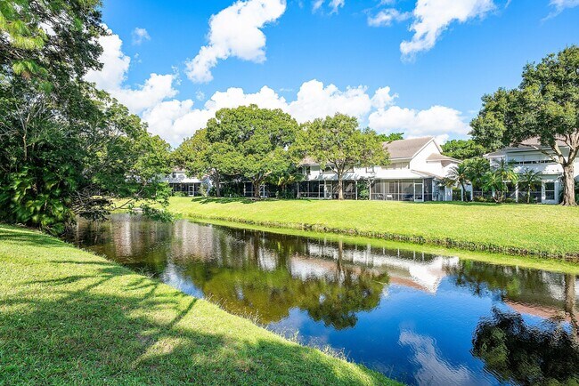 Building Photo - 6165 Old Court Rd