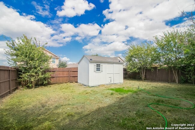 Building Photo - Move-in Ready 3-Bed, 2-Bath Home in Riposa Vita! (SE San Antonio)