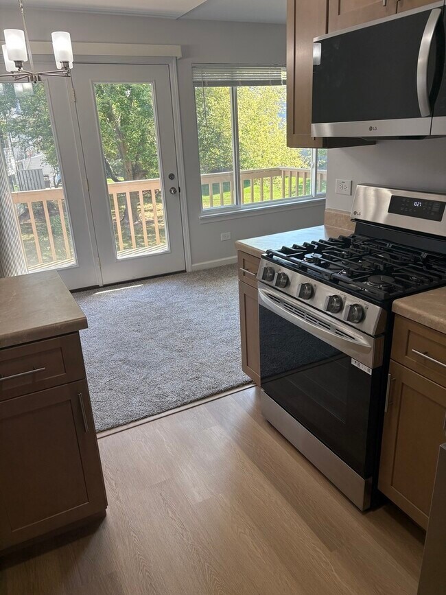 Building Photo - 230 Wethington Dr