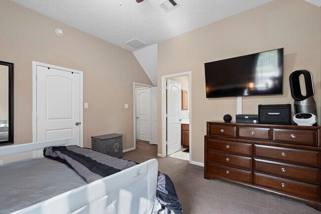 Building Photo - 10602 Comeaux Ln