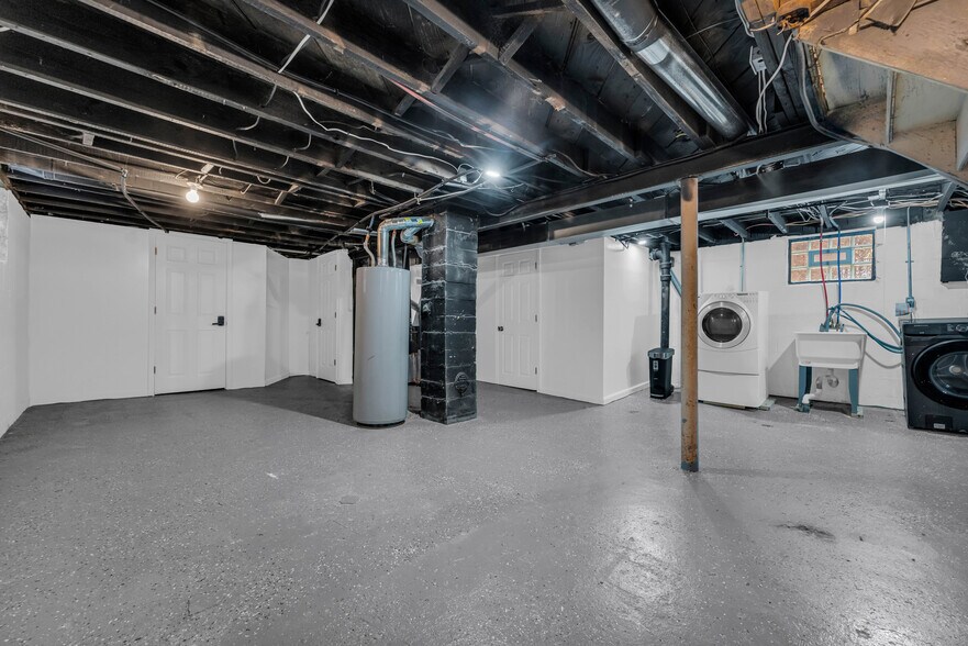 Building Photo - 15010 Appoline St