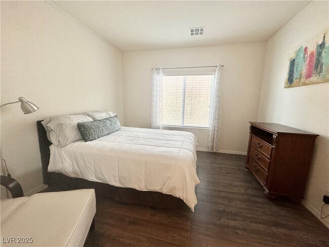 Building Photo - 5630 Aspen Heights Dr