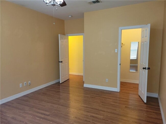 Building Photo - 1501 Prather St