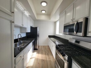 Building Photo - 1725 Butler Ave