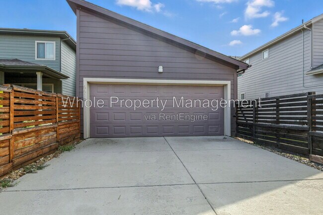 Building Photo - 6619 Mariposa Ct