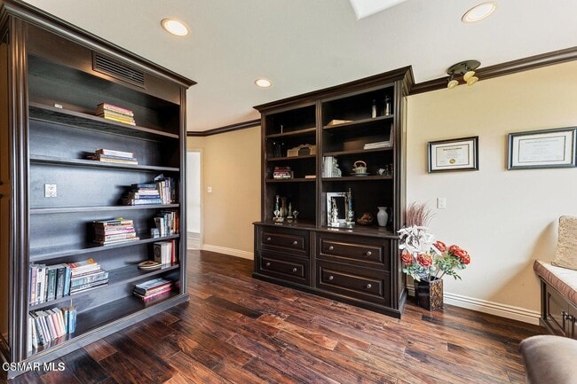 Building Photo - 22521 Blueridge Ct