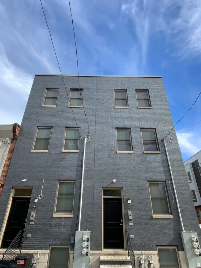 Primary Photo - 1107 S 27th St