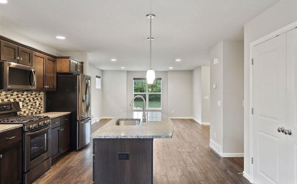 Kitchen + Living Room - 5870 Lien Rd
