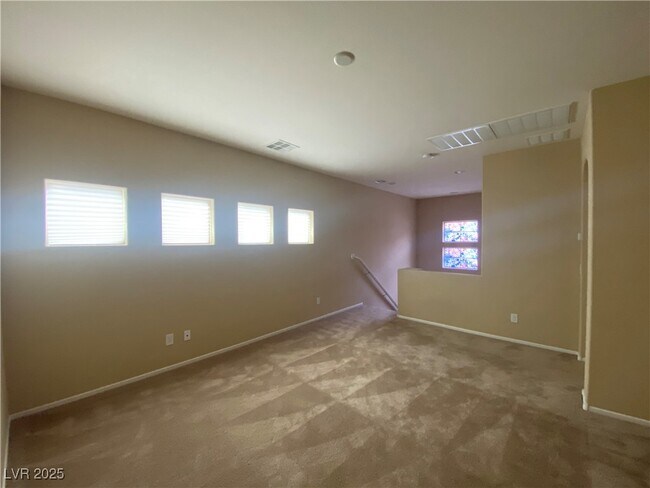 Building Photo - 9614 Vega Carpio Ave