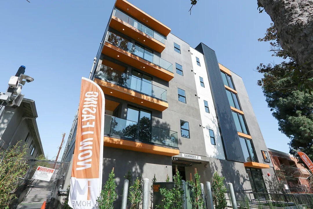 Building Photo - 11155 Huston St