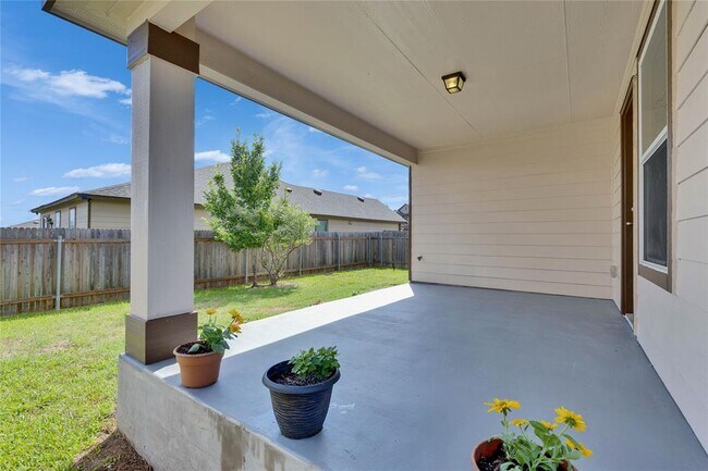 Building Photo - 120 Jasmine Cove