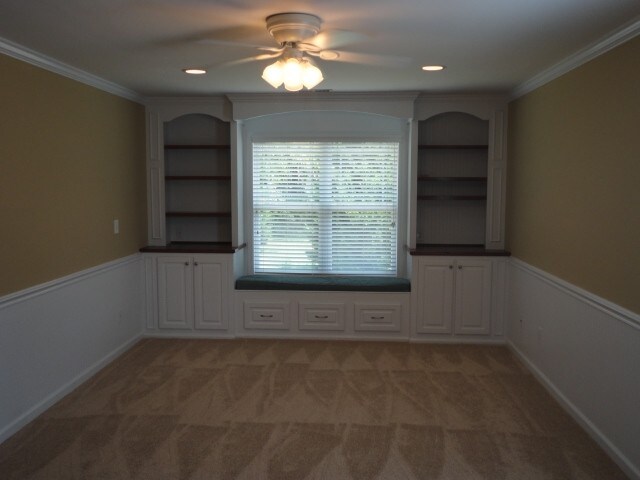 Building Photo - 104 Pearson Place