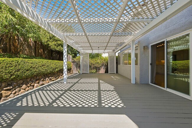Building Photo - 4125 Fireside Ct