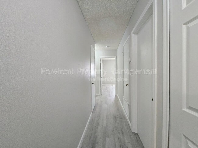 Building Photo - 5507 Roanwood