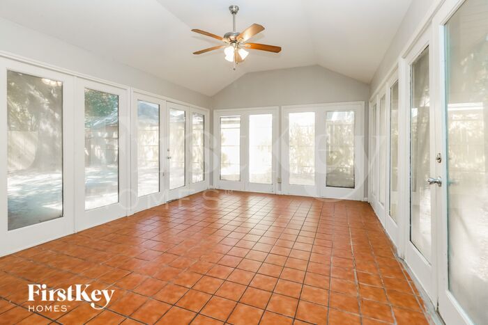 Building Photo - 6027 Woodmancote Dr