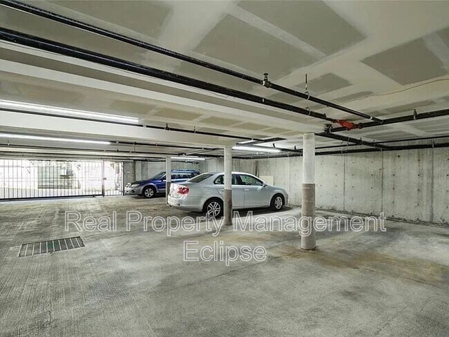 Building Photo - 2448 NW 59th St