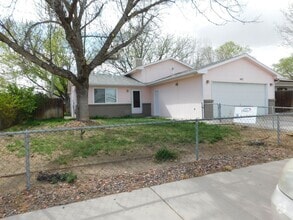 Building Photo - Tri-Level in Clifton COMING SOON!!!