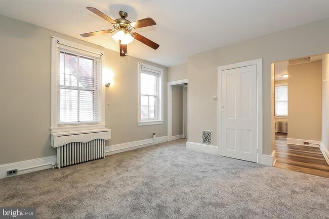 Building Photo - 212 E Broad St