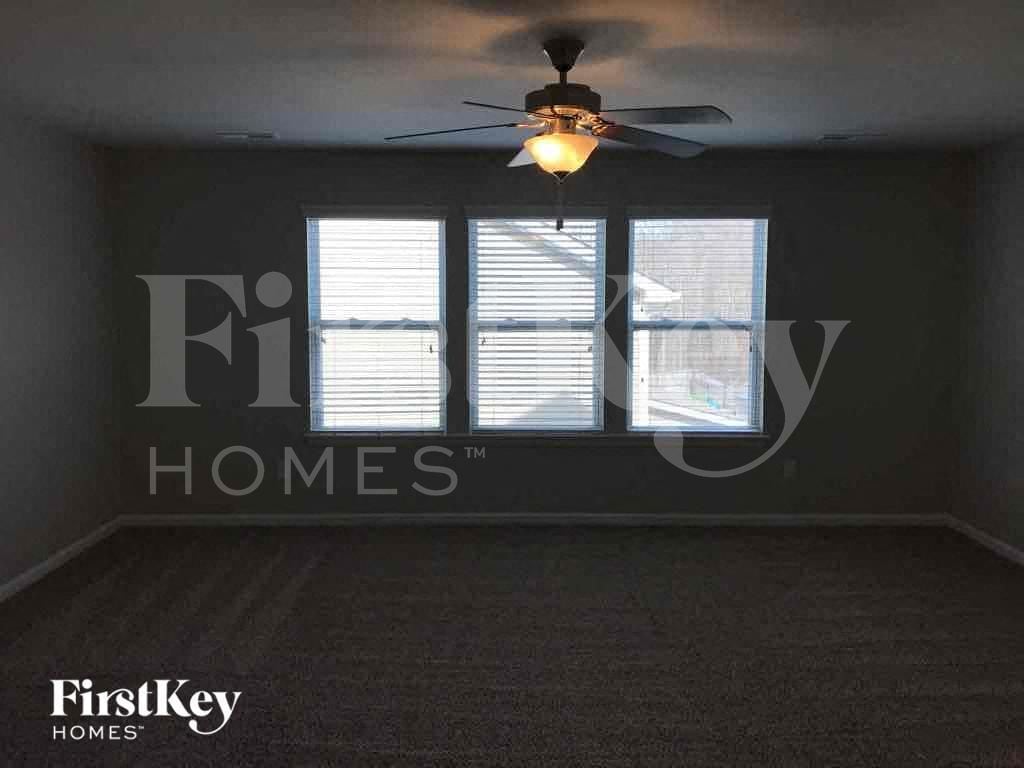 Building Photo - 6022 Durango Way