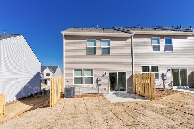 Building Photo - 133 Clingstone Trl