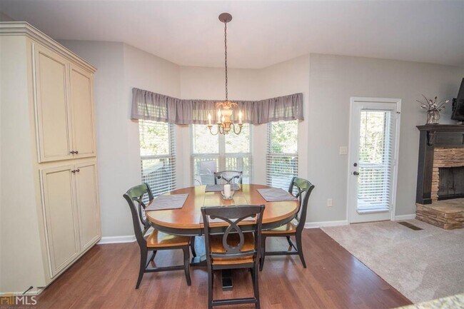 Building Photo - Hurry and show this 5 bedroom, 3 full bath home on a finished basement!!! Move in ready in desira...