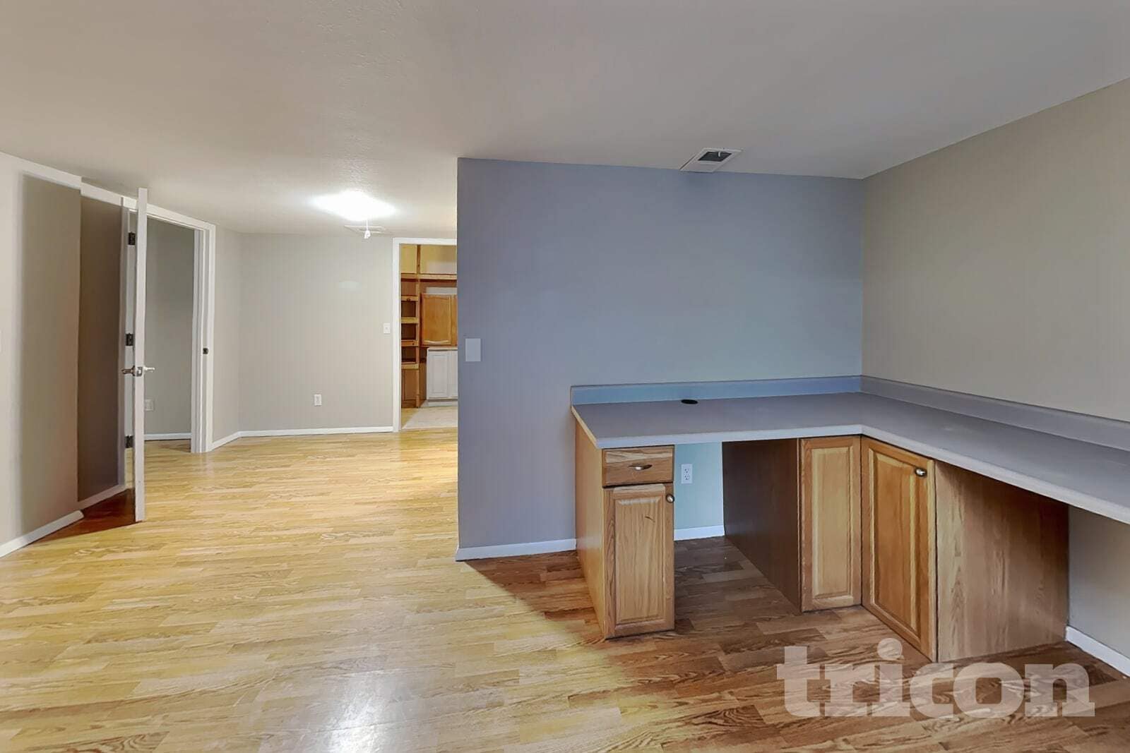 Building Photo - 9061 Renoir Dr