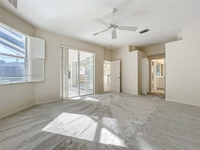 Building Photo - 4874 Sabal Lake Cir