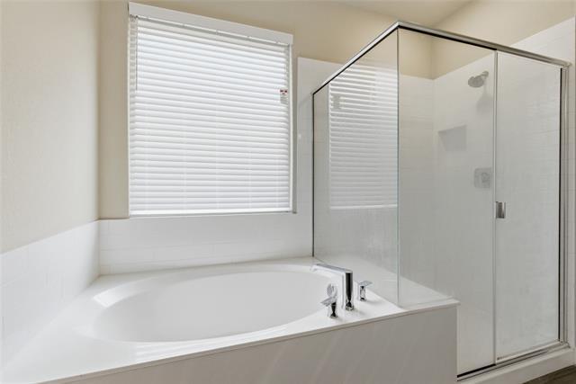 Building Photo - 1012 Kensington Wy