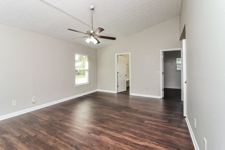 Building Photo - 15 Candy Lilly Ln
