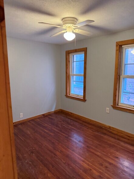 Building Photo - 1514 Ross Ave