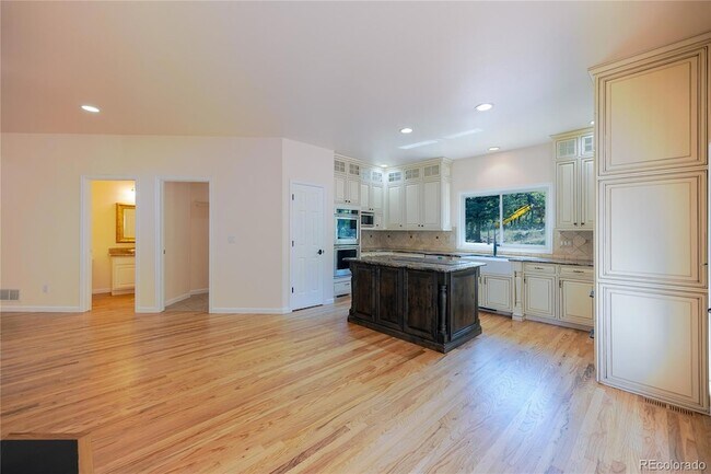 Building Photo - 2275 Cape Pine Way