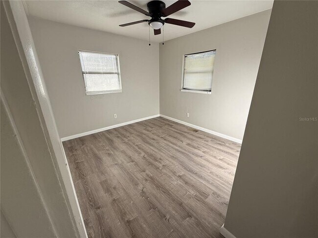 Building Photo - 307 S Orange Ave