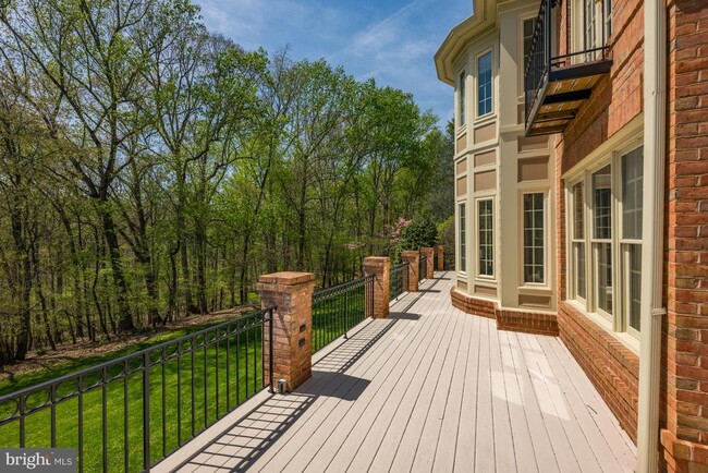 Building Photo - 9735 Beman Woods Way