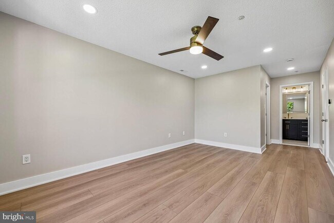 Building Photo - 12904 Churchill Ridge Cir
